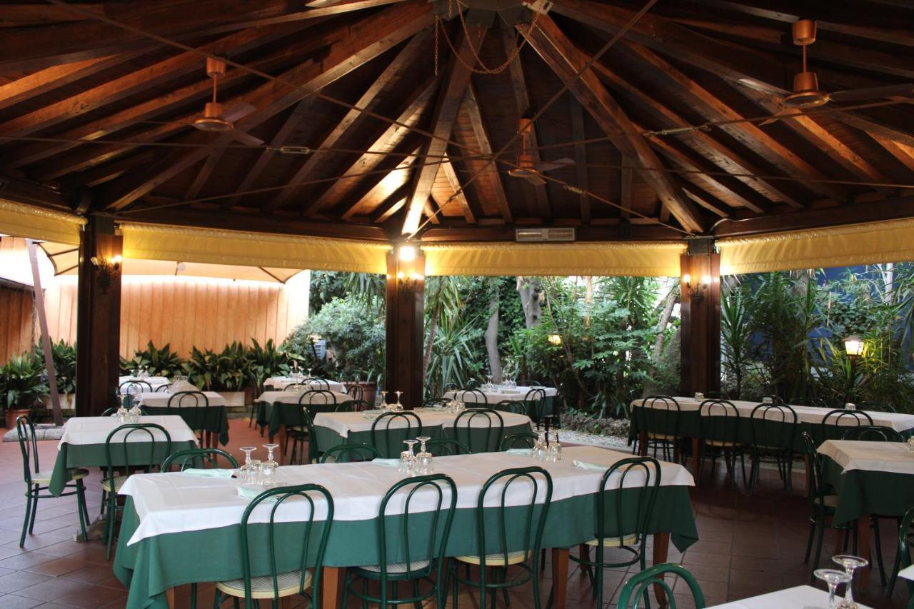 Hotel La Locanda Del Borgo Rom Exteriör bild