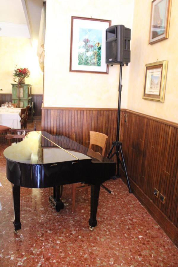 Hotel La Locanda Del Borgo Rom Exteriör bild
